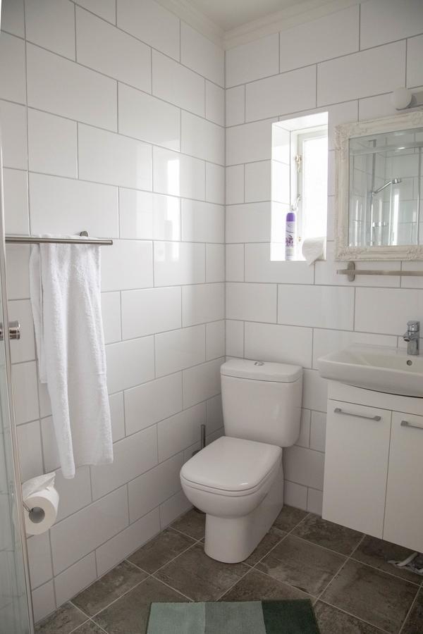 Private And Peaceful One Bedroom