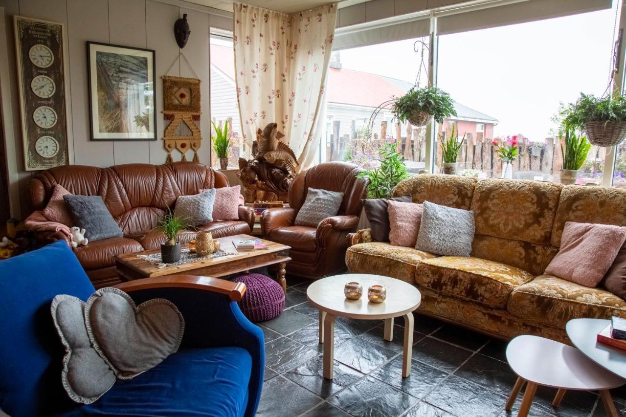Apartment Private And Peaceful One Bedroom *